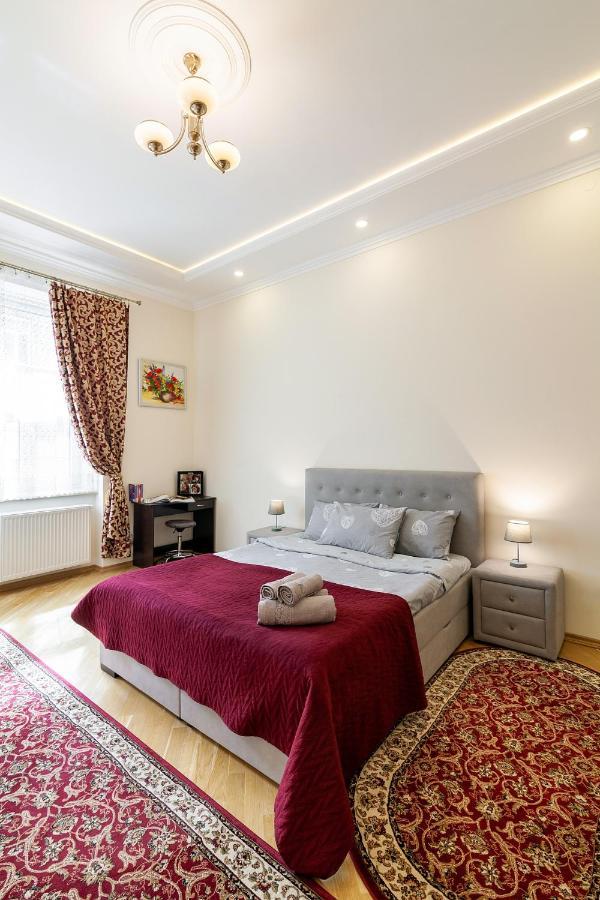 Apartment On Tamanska - Вулиця Дарії Гусяк Liov Exterior foto